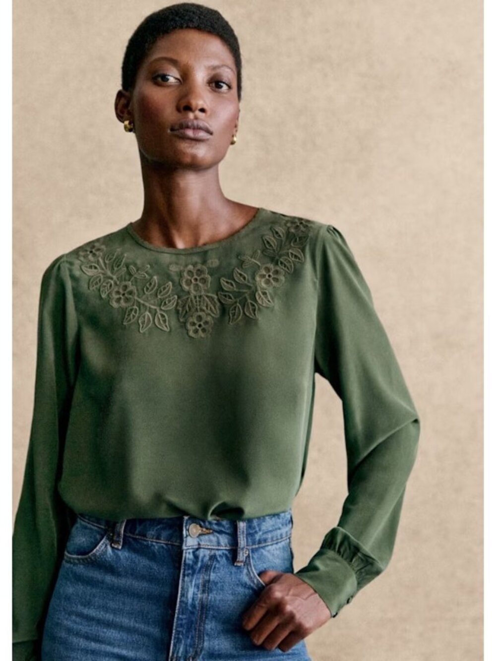 NWT Sezane Carlotine Blouse in Dark Green Silk Embroidered Top 34 US 2